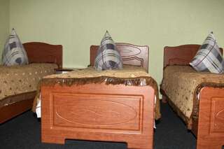 Мини-отель West Hotel Кривой Рог Бюджетный двухместный номер с 2 отдельными кроватями-5